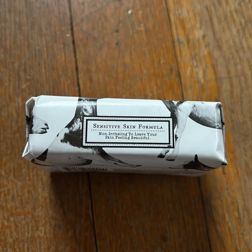 Beekman 1802 Goat Milk Soap Set - Vanilla Absolute & Honeyed Grapefruit